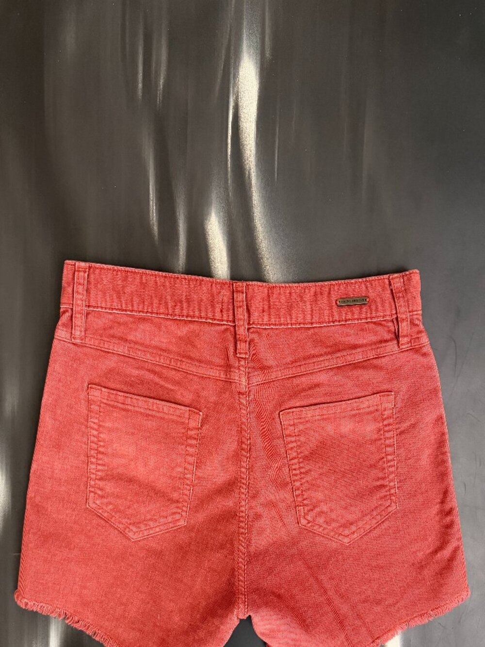 Carve designs Oahu high rise shorts 4" - Picture 3 of 3